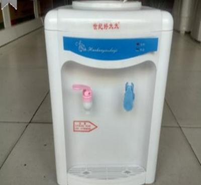 廠家直銷新選擇 世紀(jì)好太太臺(tái)式飲水機(jī)帶來(lái)高效飲水體驗(yàn)