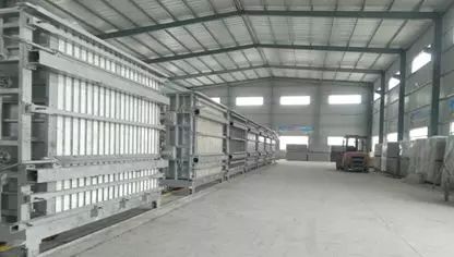 群峰泡沫輕質(zhì)墻板線 引領(lǐng)綠色建材新發(fā)展